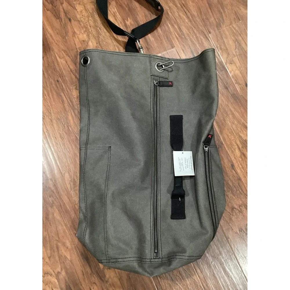 Vtg Banana Republic  Top Load Duffle Bag (sample) Retail $198